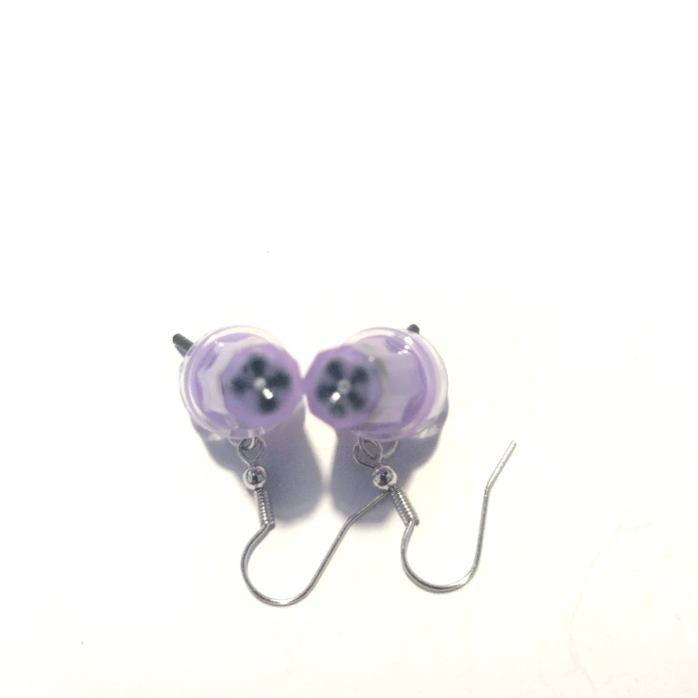 Boba/Bubble Tea Dangle Earrings in lavender purple - Picture 4 of 4